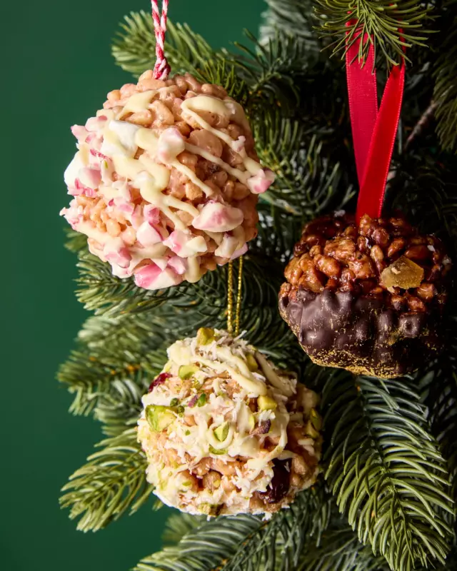 Helen Goh's Edible Rice Krispie Baubles: A Festive Twist on Tree Decor