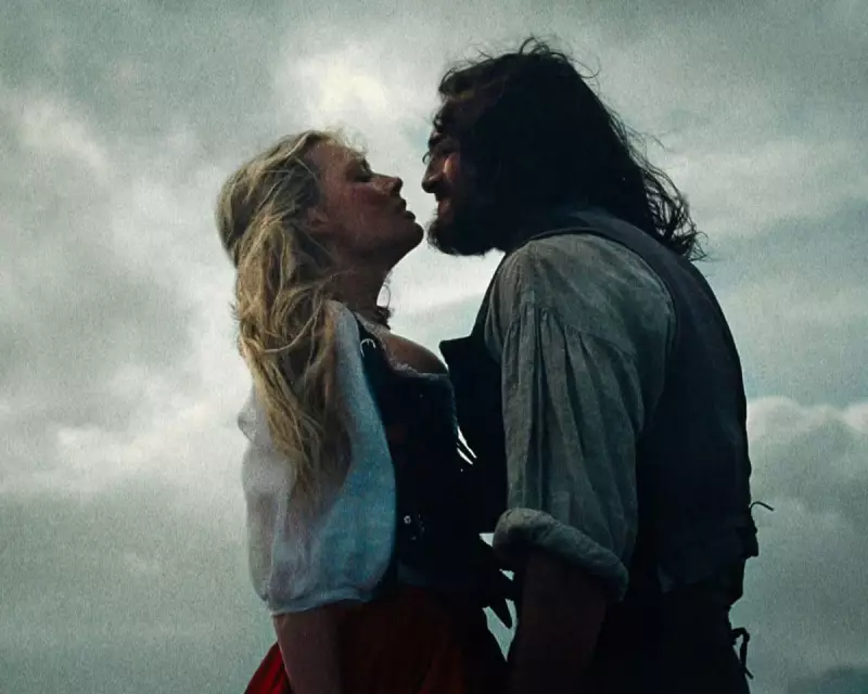 Margot Robbie Defends Jacob Elordi's Heathcliff in Provocative Wuthering Heights