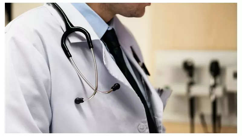 UK Flu Crisis: Up to 8,000 May Need Hospital Care Before Peak