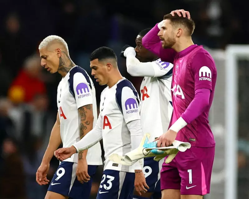 Vicario's Error and the Boos: A Toxic Atmosphere Takes Hold at Tottenham