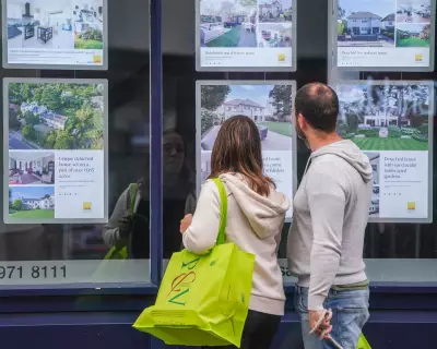 Bank of England Cuts Rate to 3.75%: Mortgage Winners and Savings Impact