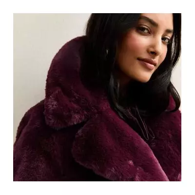 New Look's 'Cosy' Faux Fur Coat Earns Perfect Reviews in 5 Colours