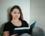 70% of UK Students in Halls Feel Lonely, Poll Reveals