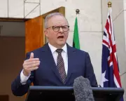 Albanese Launches Urgent Security Review After Bondi Attack