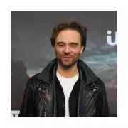 Coronation Street's Jack P Shepherd reveals unscripted sprint in Corriedale crossover