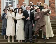 Fackham Hall Review: Damian Lewis Stars in Fast & Funny Downton Abbey Spoof