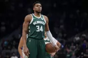 Giannis Antetokounmpo Sidelined 2-4 Weeks with Calf Strain Amid Bucks Future Speculation