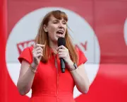 Guardian's 2025 Parliamentarian Awards: Rayner's Tax Win, Truss's TV Gold