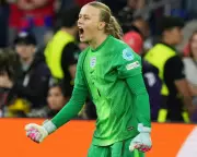 Hannah Hampton Wins FIFA Best Women's Goalkeeper 2025 Award