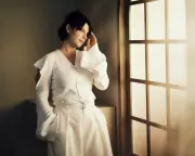 Jessie Buckley Narrates Maggie O'Farrell's 'Hamnet': A Haunting Audiobook of Grief