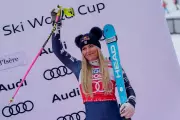 Lindsey Vonn's Olympic Comeback Accelerates with Podium Finish in Val d'Isère
