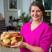 Mum Saves 3 Hours on Christmas Day by Cooking Dinner a Month Early