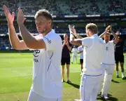 Root defends McCullum after MCG win, but Stokes faces system questions