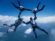 Skydiving Instructors Strike Nationwide as Pay Talks Collapse