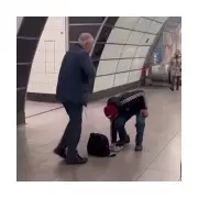 Tin Whistle Busker Robbed at Tottenham Court Road Tube Station