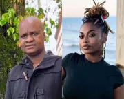 US 'Self-Deportation' Scheme Leaves Migrants Without Promised $1,000 Payouts