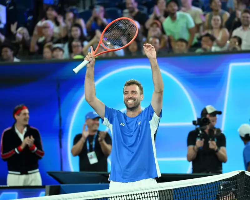 Sydney Coach Wins $1m One Point Slam at Australian Open, Stunning Tennis Elite