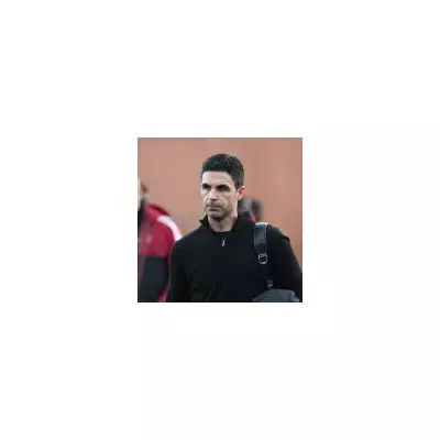 Arsenal agree January loan deal for £30m defender Zinchenko to Ajax