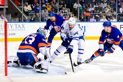 Auston Matthews Breaks Maple Leafs' All-Time Goals Record in 4-3 Overtime Loss