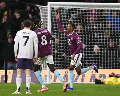 Burnley 2-2 Man Utd: Anthony's Stunner Denies Fletcher's Side Vital Win