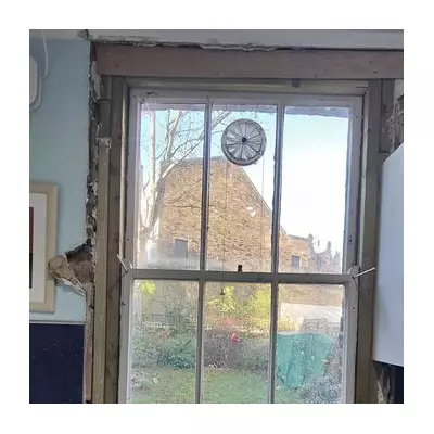 Camden Council apologises after 6-year window repair fiasco leaves tenants freezing