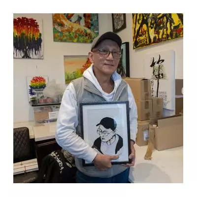 Homeless artist pays rent with paintings sold through London charity