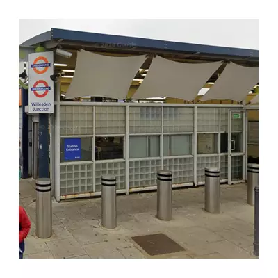Man Injured in Knife Fight at London's Willesden Junction Overground Station