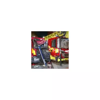 Six London Firefighters Hospitalised After Two Fire Engines Collide in Islington