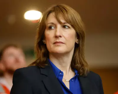 UK Economy Grew 0.3% in November, Exceeding Forecasts