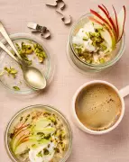 3 Make-Ahead Breakfast Recipes for Busy UK Mornings: Oats, Pie & Muffins