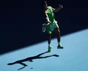 Alcaraz Advances at Australian Open After Golfing with Federer