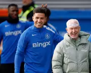 Chelsea Boss Rosenior Dismisses PSG and Real Madrid Interest in Enzo Fernández