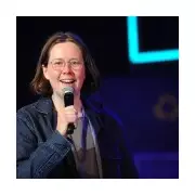 Chloe Petts on Lad Culture, Comedy & Coming Out: 'I Told the Vicar's Wife I Might Be Gay'