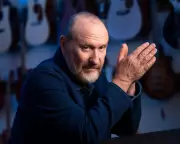 Colin Hay Condemns Use of Down Under at Anti-Immigration Rallies