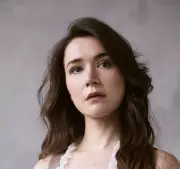 Elizabeth Dulau swaps Star Wars for George Eliot in Hampstead Theatre's 'Bird Grove'