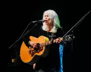 Emmylou Harris's Glasgow Farewell: A Spine-Tingling Night at Celtic Connections