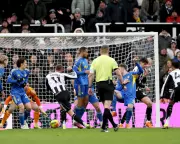 Harvey Barnes' 102nd-Minute Winner Seals Chaotic Newcastle Victory Over Leeds