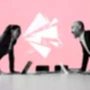 Hot Desking Fury: The Office Habit That Sparks 'Frothing Rage' Among Employees