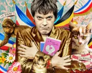 How Eddie Izzard's French Comedy Routine Inspired an EU Career