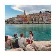 How 'Wonky Holidays' with Odd Durations Can Slash Your Travel Costs by 13%