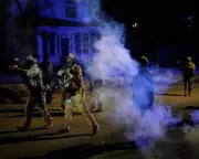 ICE Agents Shoot Man in Minneapolis as Tensions Flare Over Federal Presence