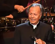 Julio Iglesias Accused of Sexual Assault by Two Former Employees