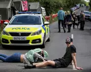 Labour MPs Rebel Against Plan to Restrict Animal Testing Site Protests