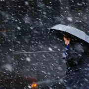 London Braces for 4 Days of Sleet as Temperatures Plummet