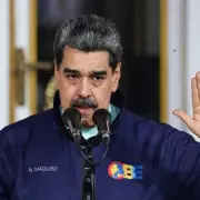 London Protesters Chant 'Shame' at US Embassy After Maduro's Capture