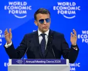 Macron Condemns Trump's Tariff Threats as Europe Faces Critical Choice