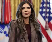 Noem's TPS Proposal for Venezuela Sparks UK Immigration Debate