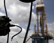 Oil Prices Slump 1.4% as Trump Announces Venezuela Crude Grab