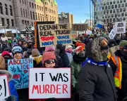 Pressure Mounts for Full Investigation into Alex Pretti Killing as Obamas Call it a 'Tragedy'