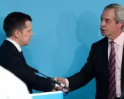 Robert Jenrick Defects to Reform UK After Tory Sacking: Shadow Justice Secretary Apologises